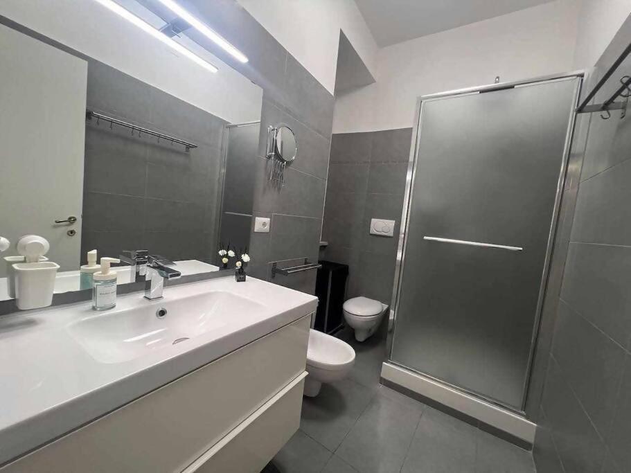 Modern Apartment In Monteverde Roma Exterior foto