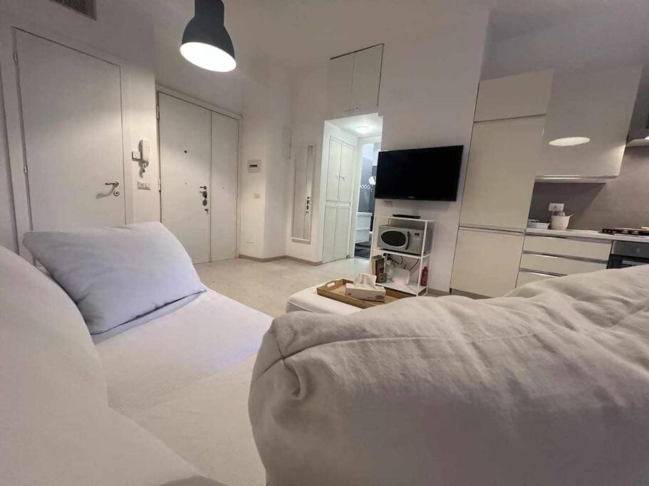 Modern Apartment In Monteverde Roma Exterior foto